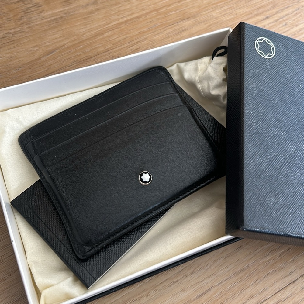Montblanc cardholder in black
